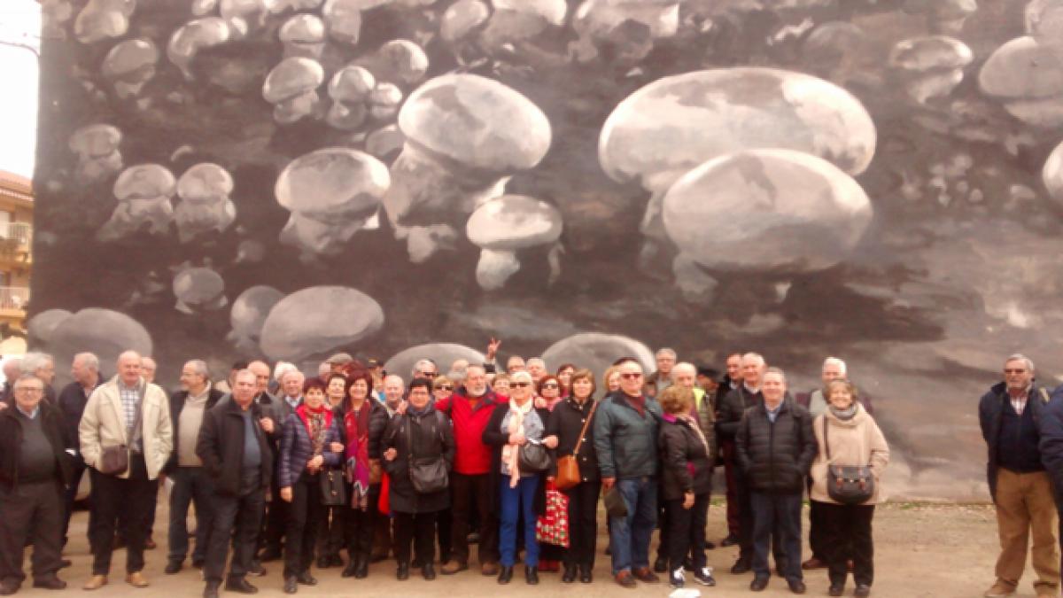 Ms de 70 personas visitaron Logroo y el centro de Fungiturismo de Pradejn