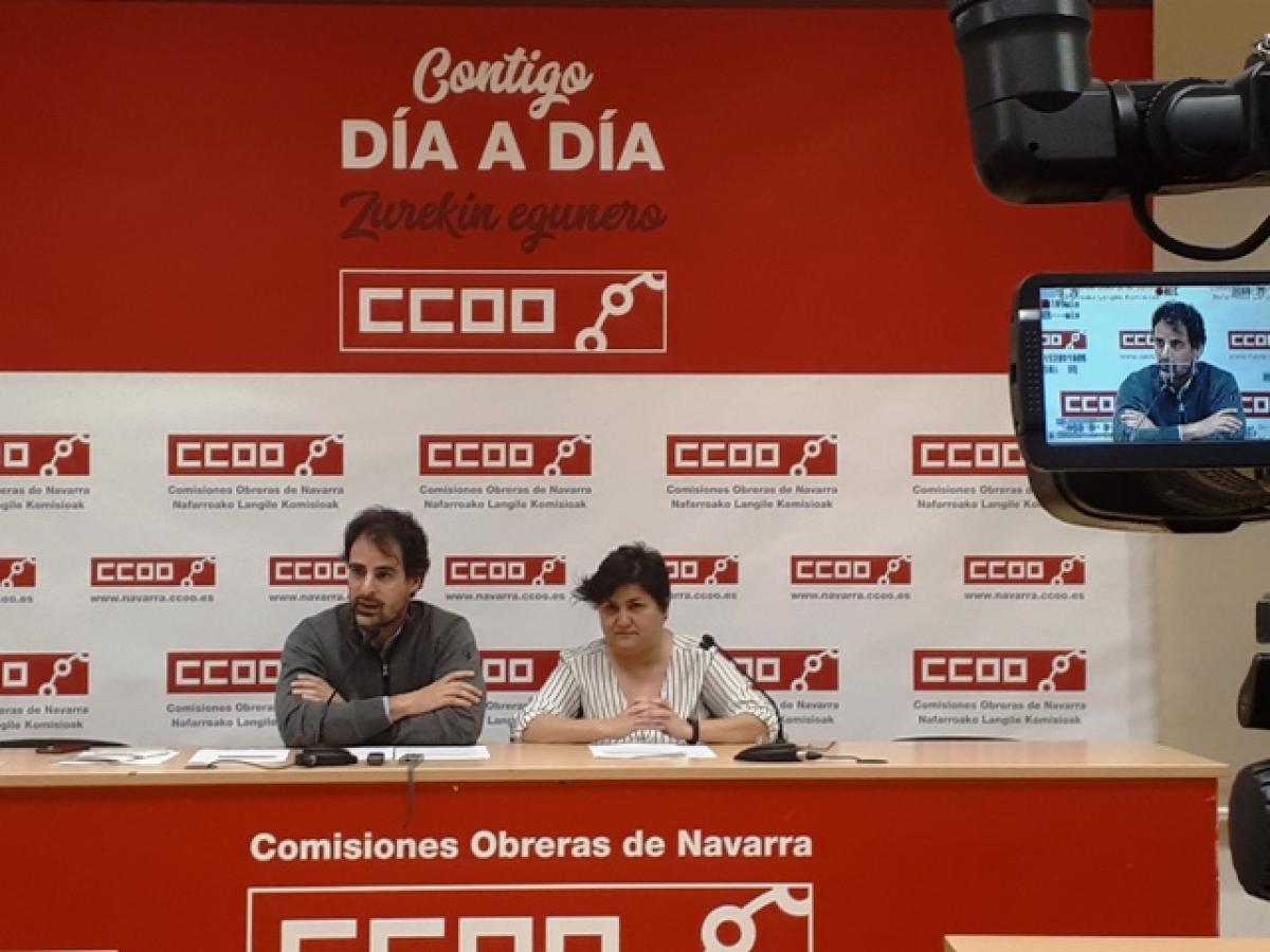 Vicente Snchez y Pilar Pieiro, durante la rueda de prensa